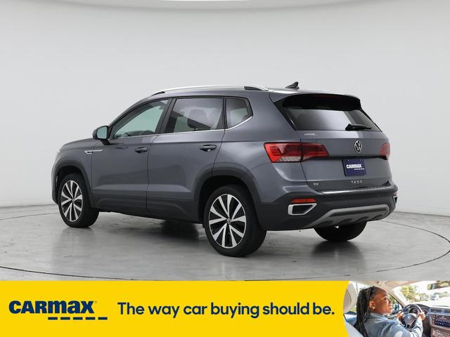 Photo of 2022 Gray Volkswagen Taos