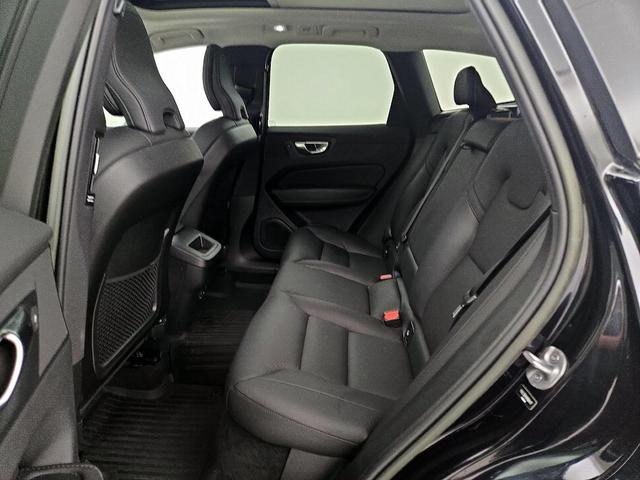 Photo of 2022 Black Volvo XC60