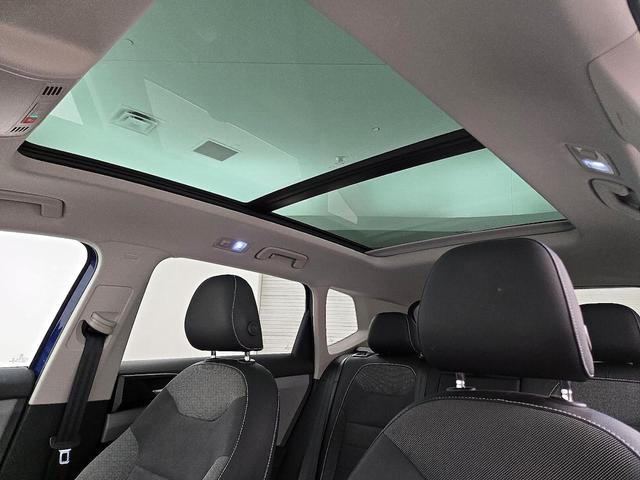 Photo of 2022 Blue Volkswagen Taos