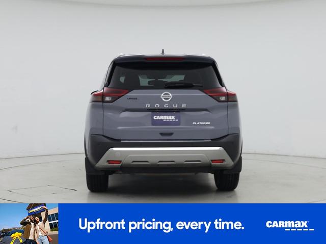 Photo of 2021 Blue Nissan Rogue