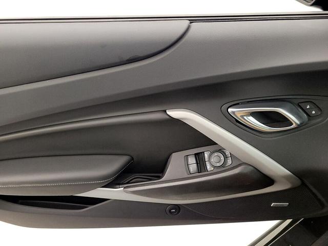 Photo of 2020 Black Chevrolet Camaro