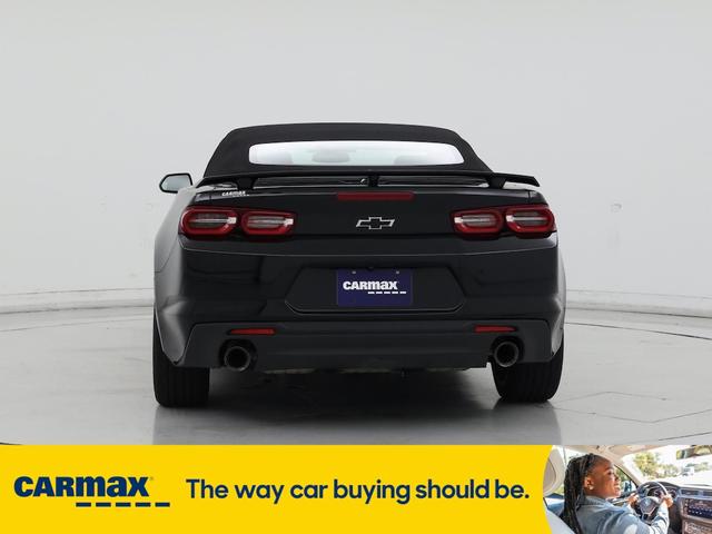 Photo of 2020 Black Chevrolet Camaro