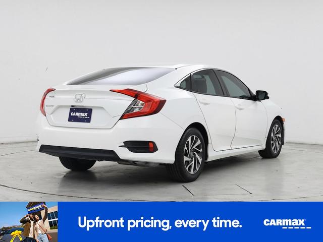 Photo of 2016 White Honda Civic