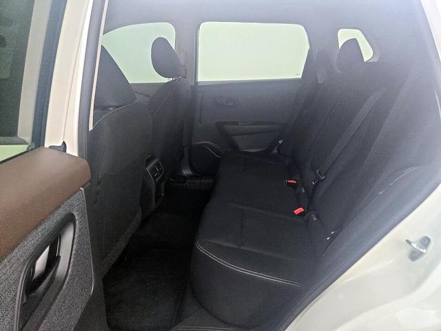 Photo of 2023 White Nissan Rogue
