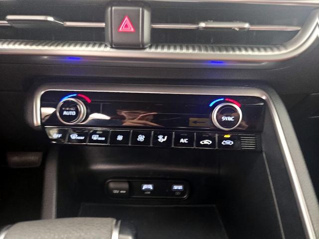 Photo of 2023 Gray Kia K5