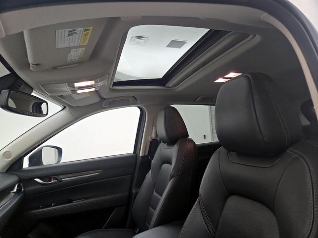 Photo of 2023 White Mazda CX-5