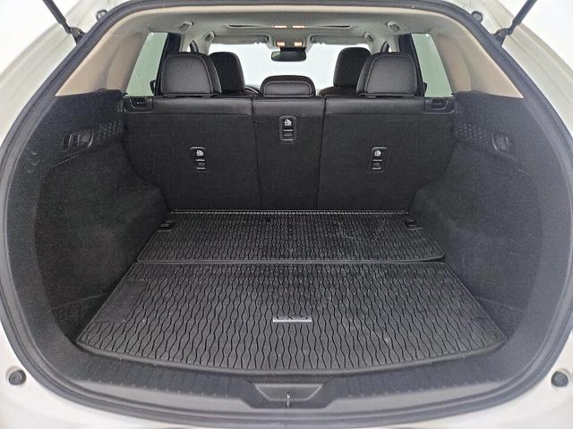 Photo of 2023 White Mazda CX-5