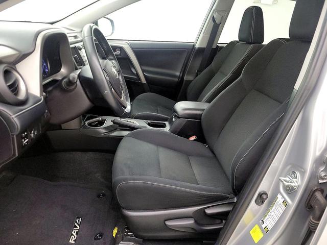 Photo of 2018 Silver Toyota RAV4