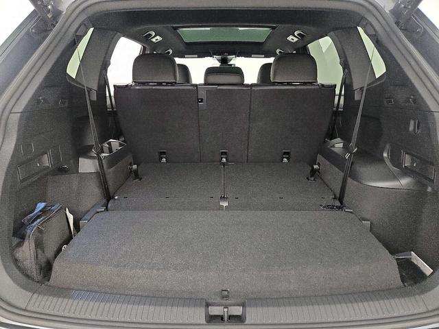 Photo of 2022 Gray Volkswagen Tiguan