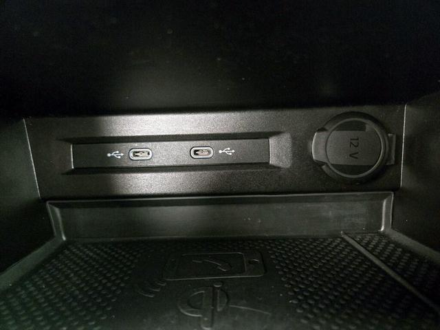 Photo of 2022 Gray Volkswagen Tiguan