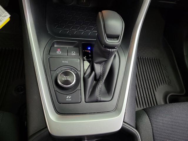 Photo of 2025 Black Toyota RAV4 Hybrid
