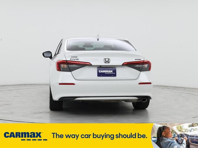 Photo of 2022 White Honda Civic