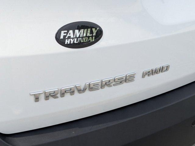Photo of 2020 Summit White Chevrolet Traverse