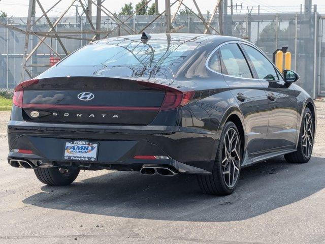 Photo of 2023 Onyx Black Hyundai SONATA