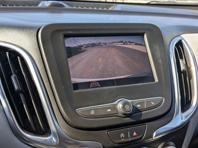 Photo of 2022 Summit White Chevrolet Equinox