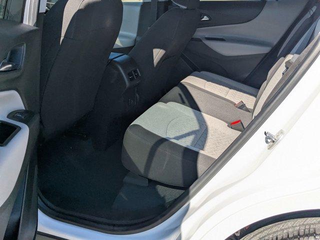 Photo of 2022 Summit White Chevrolet Equinox