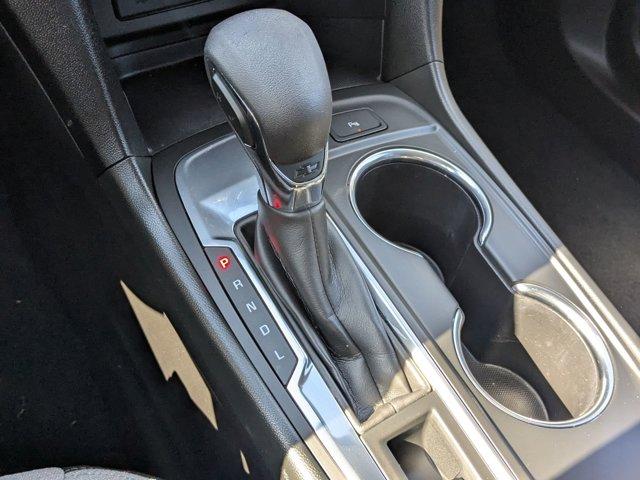 Photo of 2022 Summit White Chevrolet Equinox