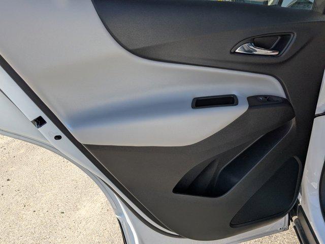 Photo of 2022 Summit White Chevrolet Equinox