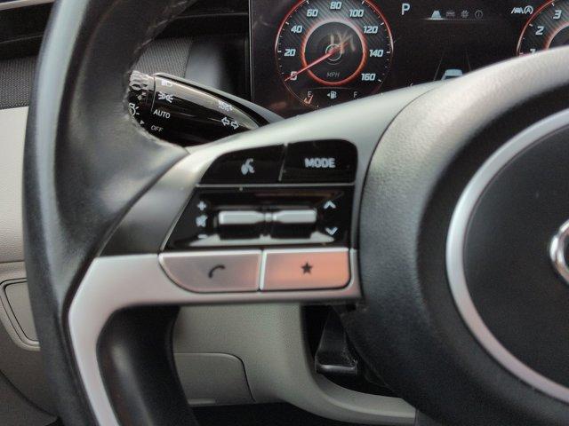Photo of 2022 Quartz White Hyundai TUCSON