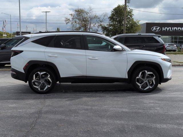 Photo of 2022 Quartz White Hyundai TUCSON