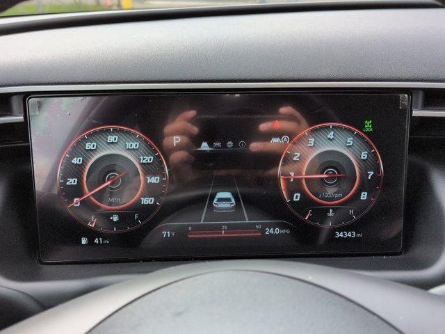 Photo of 2022 Quartz White Hyundai TUCSON