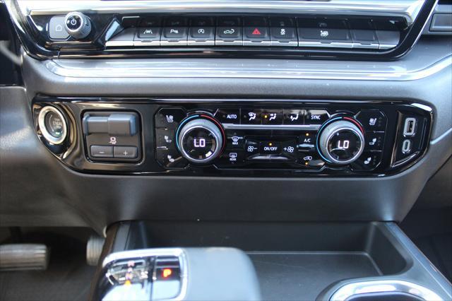 Photo of 2023 Iridescent Pearl Tricoat Chevrolet Silverado 1500