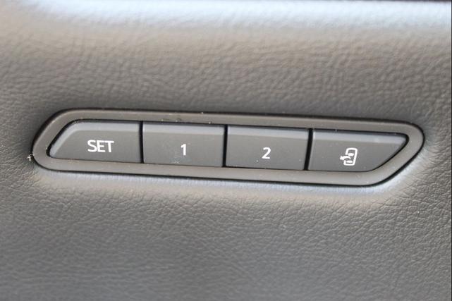 Photo of 2022 Stellar Black Metallic Cadillac XT5