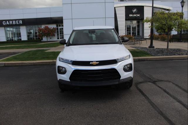 Photo of 2021 Summit White Chevrolet Trailblazer