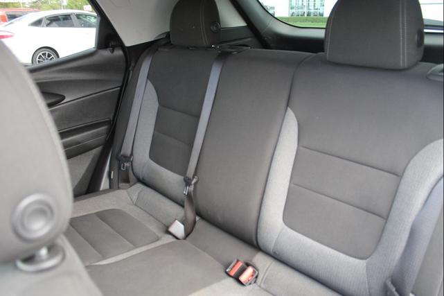 Photo of 2021 Summit White Chevrolet Trailblazer