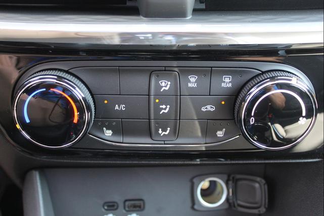 Photo of 2026 Summit White Buick Encore GX