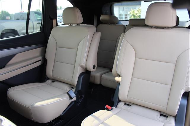 Photo of 2026 cherry red tintcoat Buick Enclave