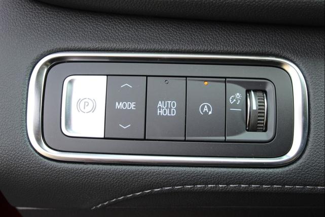 Photo of 2026 cherry red tintcoat Buick Enclave