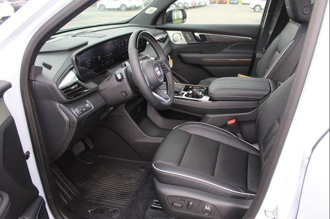Photo of 2026 iridescent white tricoat Buick Enclave