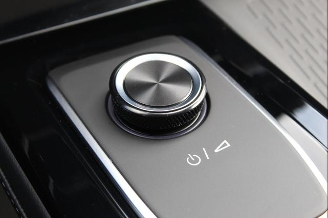 Photo of 2026 moonstone gray metallic Buick Enclave