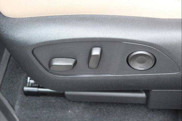 Photo of 2025 Ebony Twilight Metallic Buick Enclave