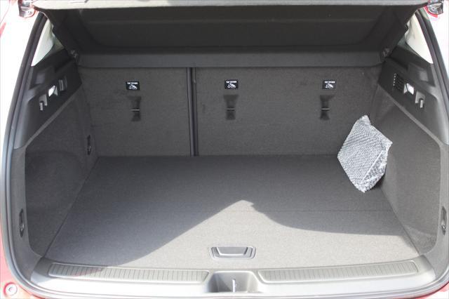 Photo of 2025 Brilliant Red Buick Envision
