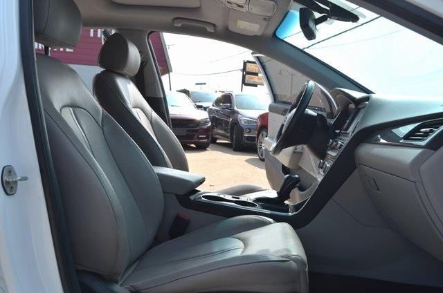 Photo of 2018 Quartz White Pearl Hyundai SONATA