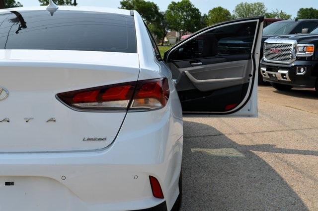 Photo of 2018 Quartz White Pearl Hyundai SONATA
