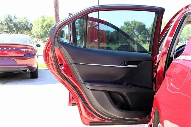 Photo of 2018 Red Toyota Camry