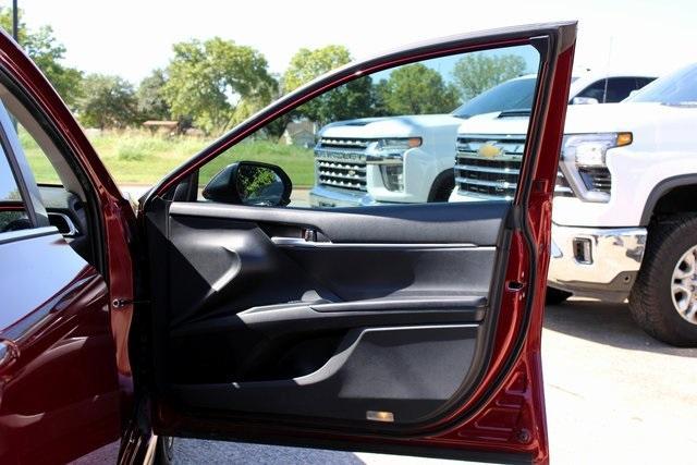 Photo of 2018 Red Toyota Camry