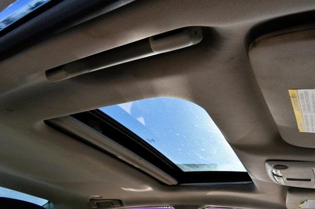 Photo of 2016 Black Nissan Altima