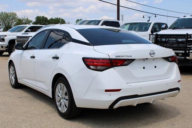 Photo of 2024 Cloud White Nissan Sentra