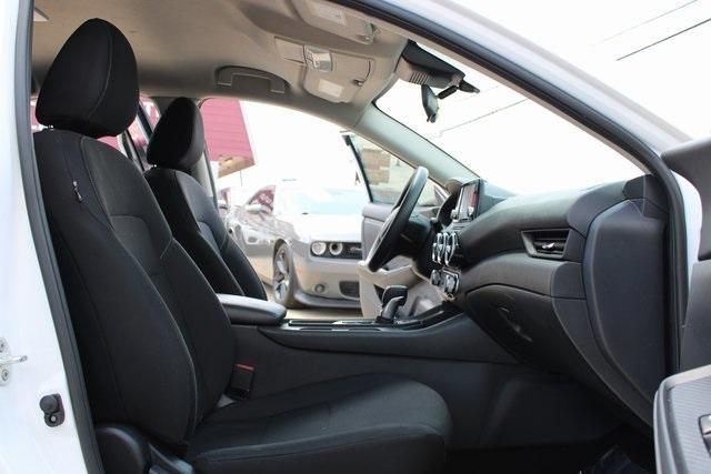 Photo of 2024 Cloud White Nissan Sentra