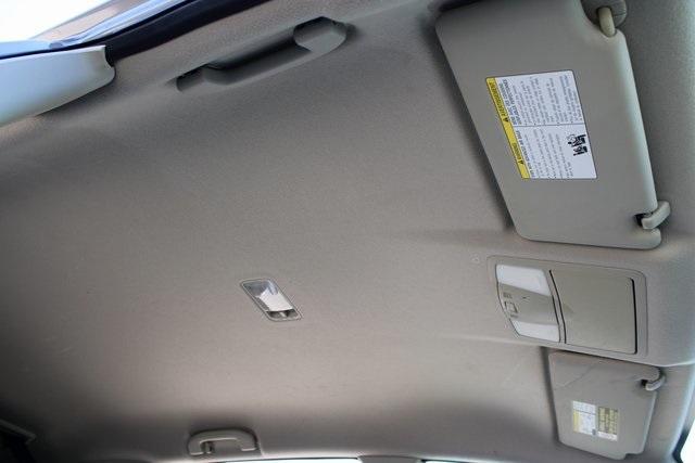 Photo of 2008 Gotham Gray Metallic Nissan Rogue