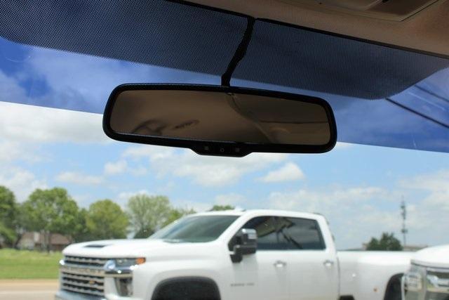 Photo of 2012 Sapphire Crystal Clearcoat Metallic Chrysler Town & Country