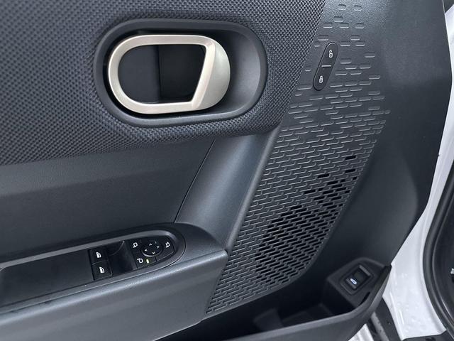 Photo of 2025 Nanuq White Metallic MINI Hardtop