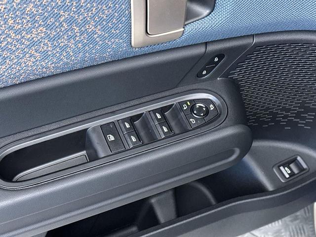 Photo of 2025 Blazing Blue Metallic MINI Countryman