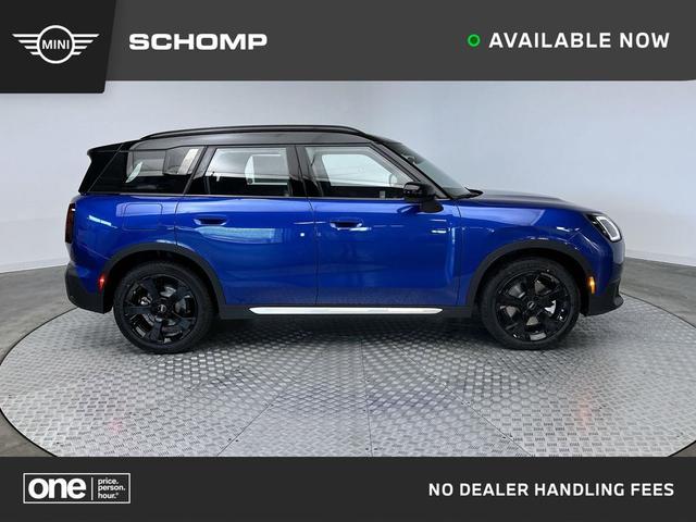Photo of 2025 Blazing Blue Metallic MINI Countryman
