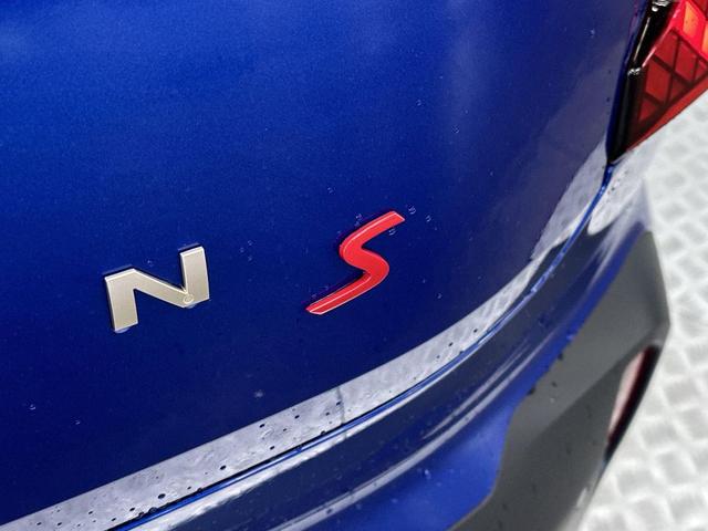 Photo of 2025 Blazing Blue Metallic MINI Countryman