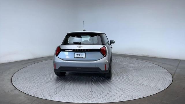 Photo of 2025 Melting Silver III Metallic MINI Hardtop